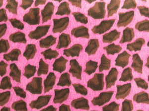 Giraffe Fuchsia Fleece 144